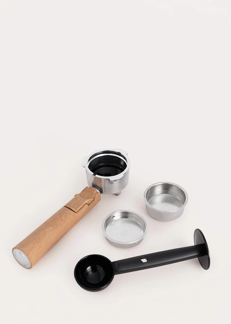 CREATE / THERA RETRO PRO/Cafetera Express semiautomática Blanco Roto / 20 bares, depósito de leche, bandeja de goteo, dos salidas,capacidad 1,5l, para café molido, 1250W