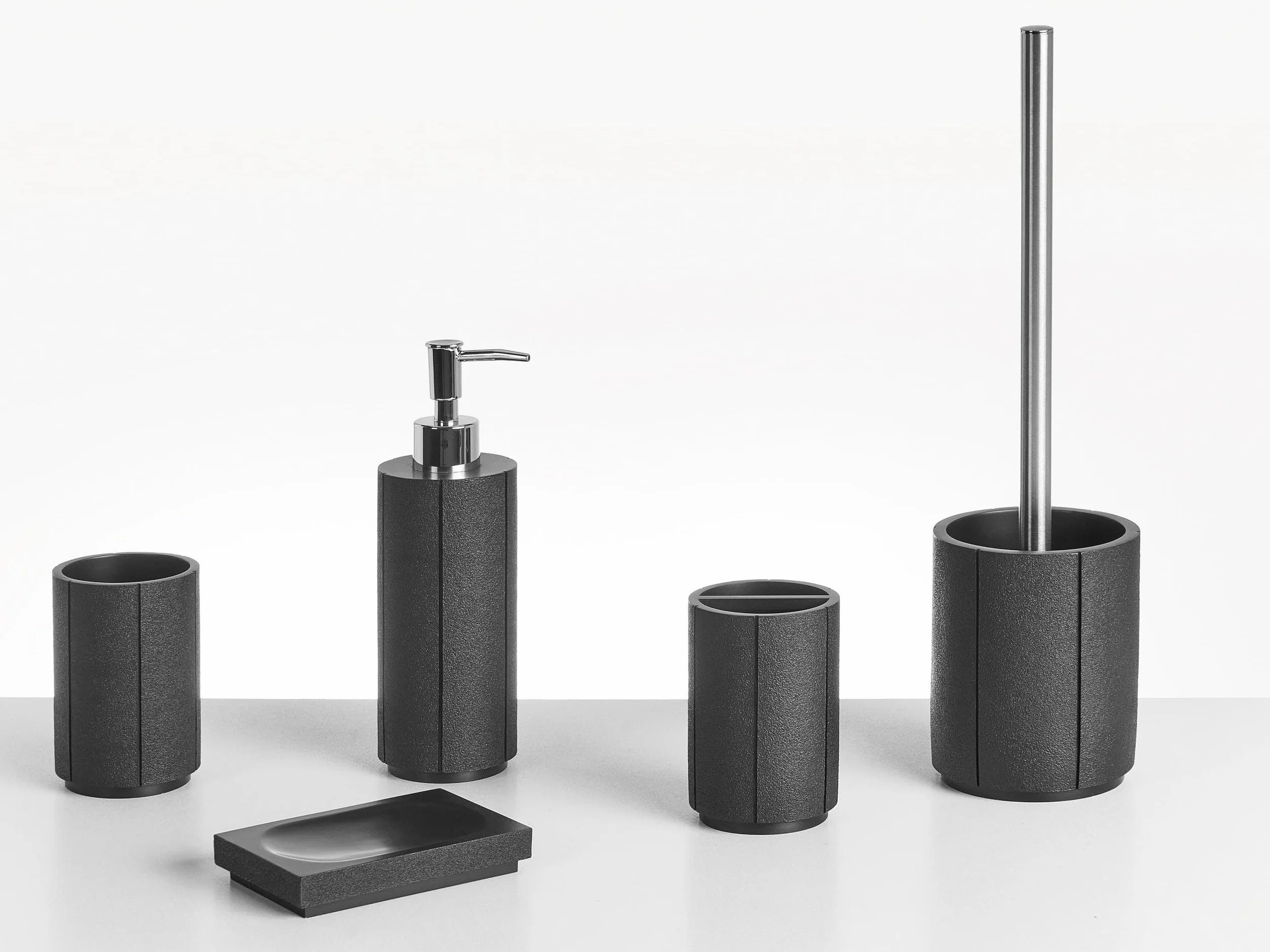 Conjunto de 5 Accesorios de baño jabonera dispensador de jabón escobilla de Inodoro Vaso Soporte para cepillos de Dientes Negro Huallanga