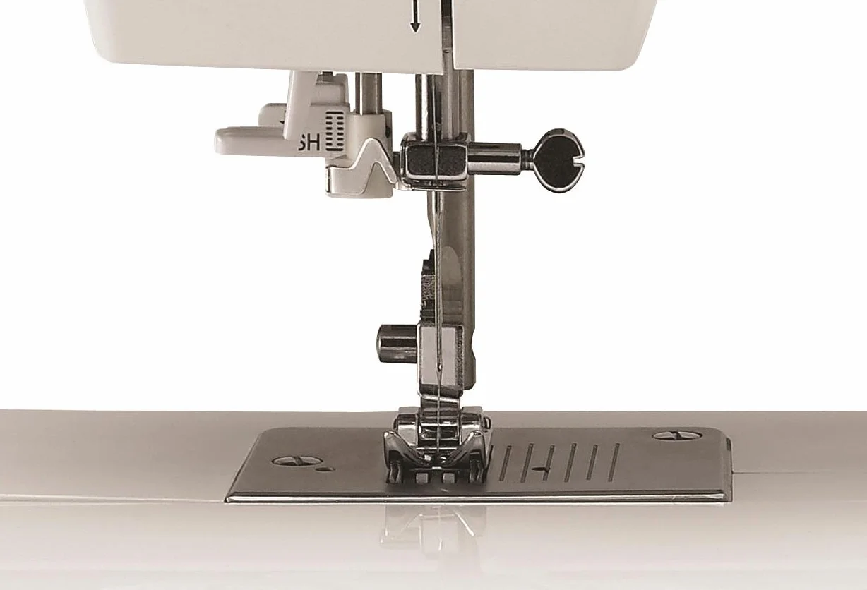 Singer Tradition 2282 Maquina De Coser Electronica Y Mecanica Con 32 Programas, Ojal Automático, Ajuste Longitud Y Ancho Puntada, Brazo Libre Maquina De Coser Profesional