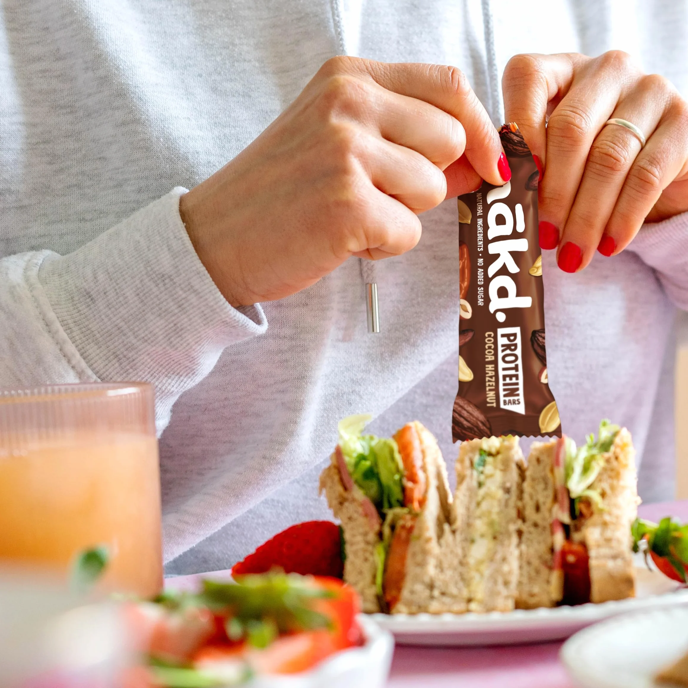 Nākd. Protein Cacao Avellana Barritas Proteícas 7g Proteína Vegetal 100% Natural Sin Azúcar Vegano 16 x 45g 720g