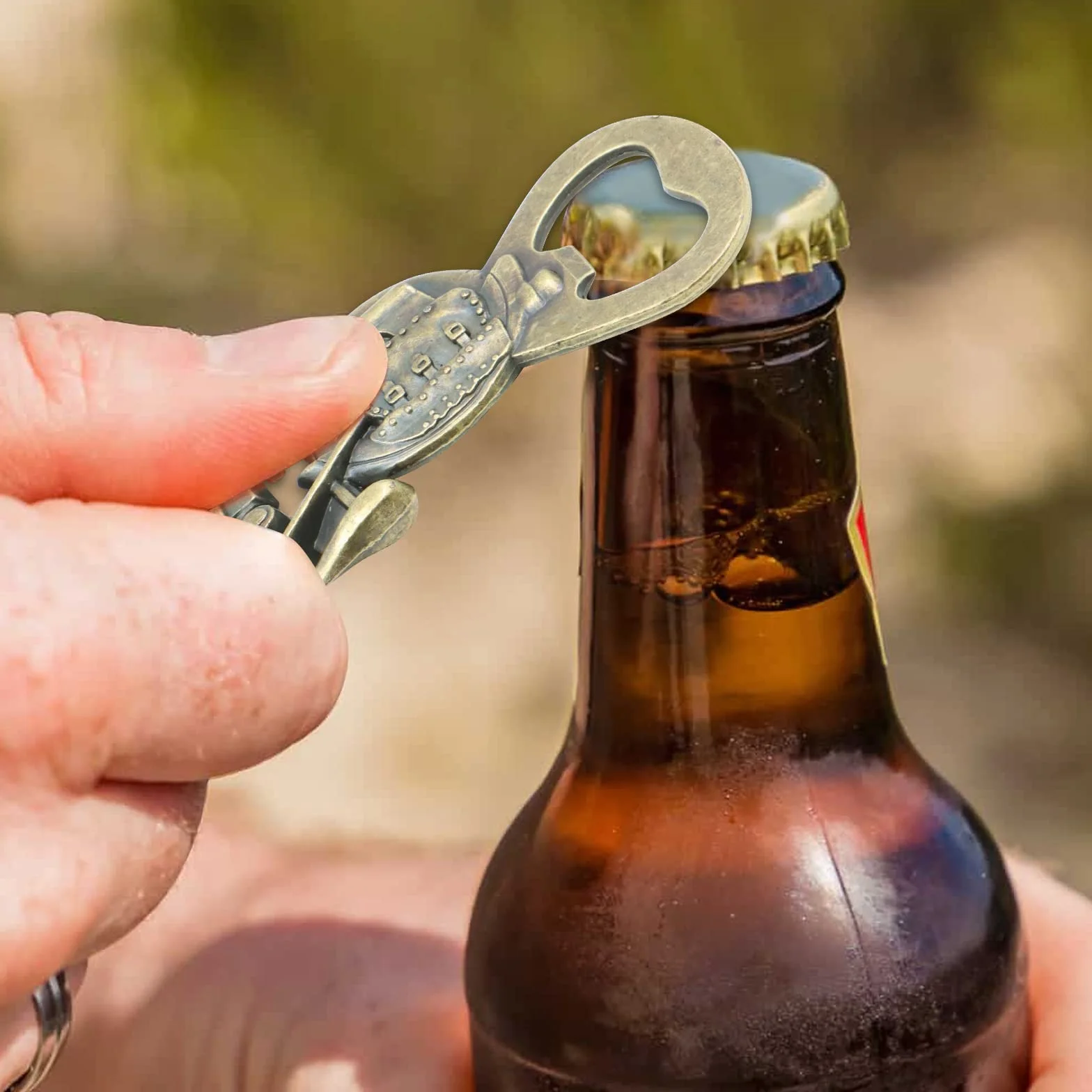 VEGCOO Abridor de Cerveza, Abrebotellas de Motocicleta Divertido Regalos Navidad Regalo de Cerveza para Hombres con Caja, Regalos de Moto Regalo de Cumpleaños para Hombre Papá Esposo Novio