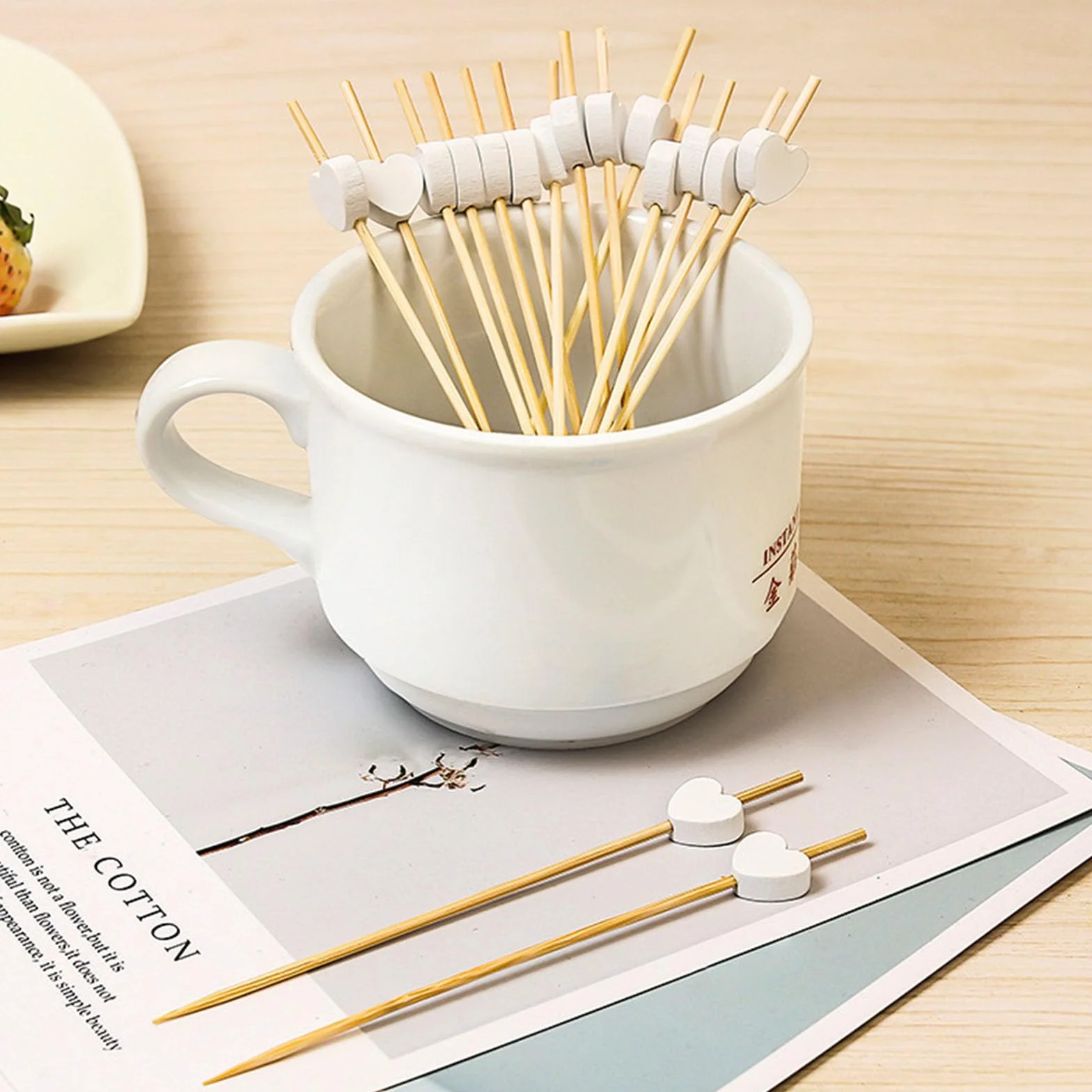Catelves 100 palillos de madera para cócteles, con corazones blancos, palillos de madera de 12 cm, brochetas de frutas, brochetas de fiesta, hamburguesas, accesorios de cóctel, decoración para
