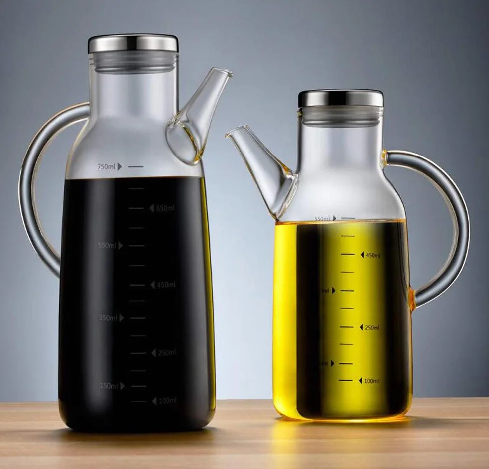 Botella dispensador de aceite 750 ml con boquilla antigoteo y mango antideslizante