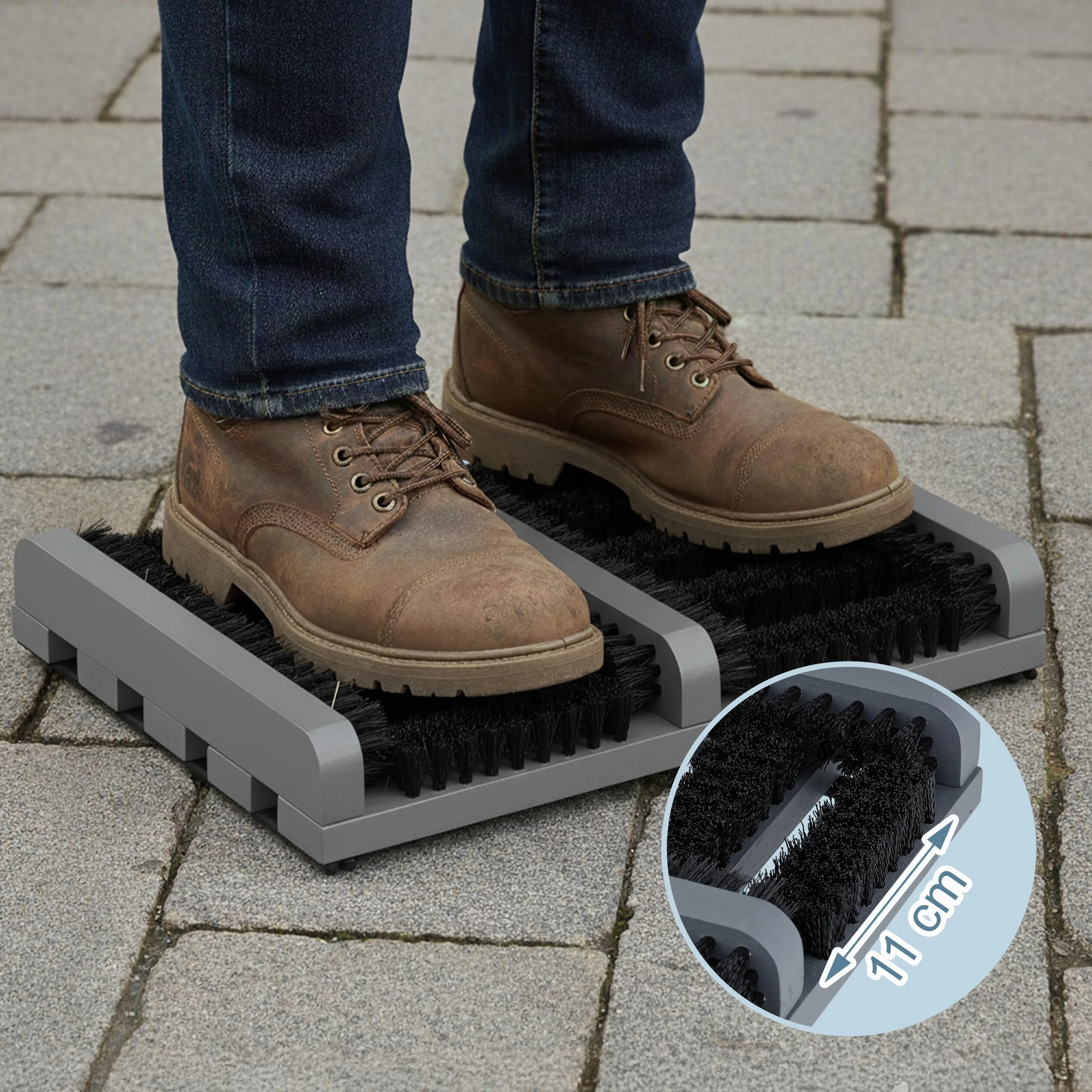 Rascador de Zapatos Relaxdays con cepillos, Base Antideslizante, Madera, Exterior, Cepillo para Calzado, Gris/Negro