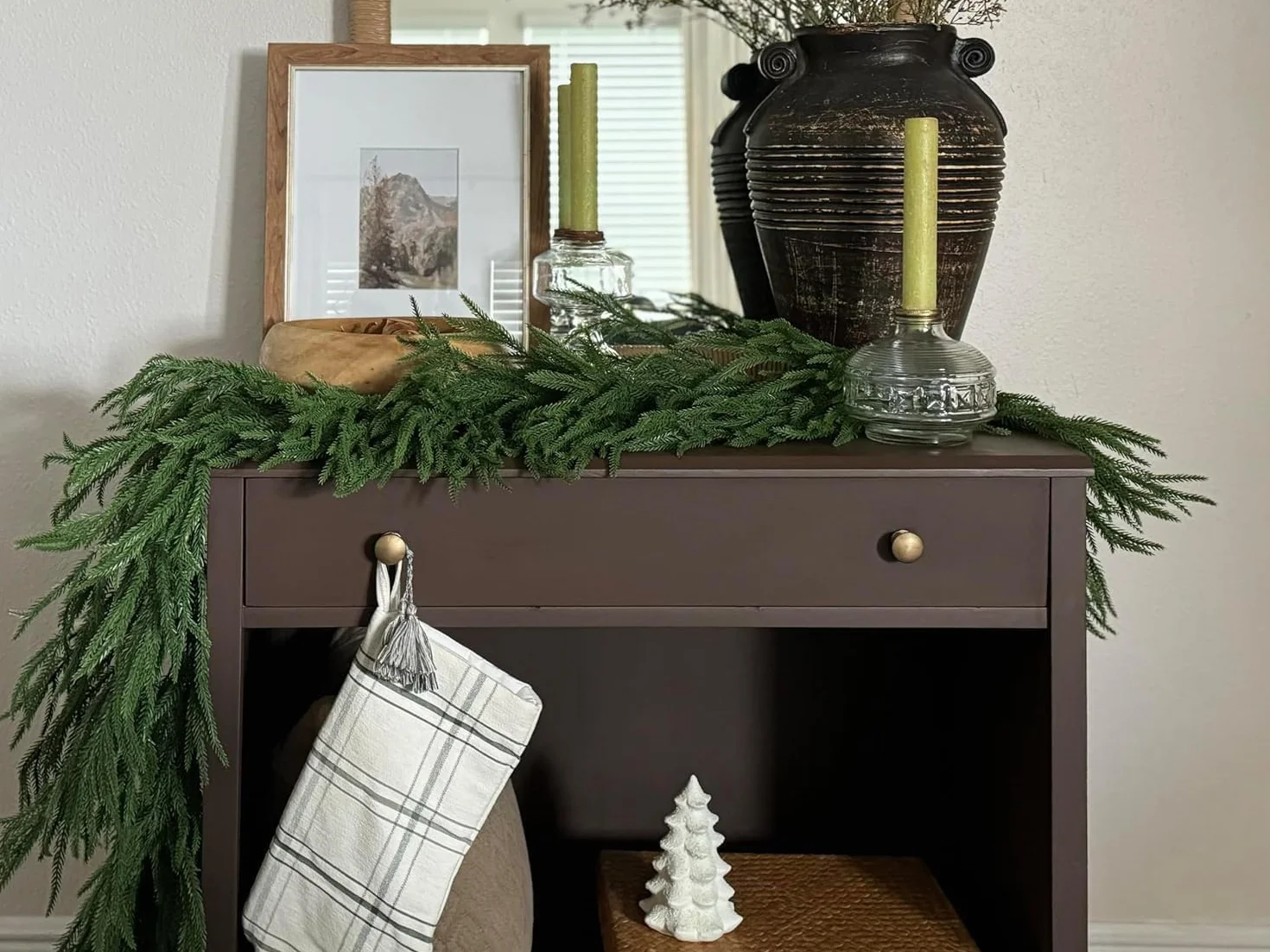 Laelfe 1 Pieza Guirnalda de Navidad Artificial, 183 cm Guirnalda de Pino de Norfolk Verdura Artificial de Toque Real para Decoración Navidad, Chimenea, Mesa, Puerta, Escaleras, Interior y Exterior