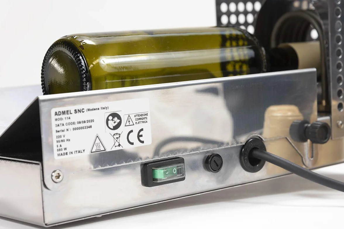 Termocapsuladora de acero inoxidable para aplicación de cápsulas termorretráctiles en botellas de cristal para vino y aceite