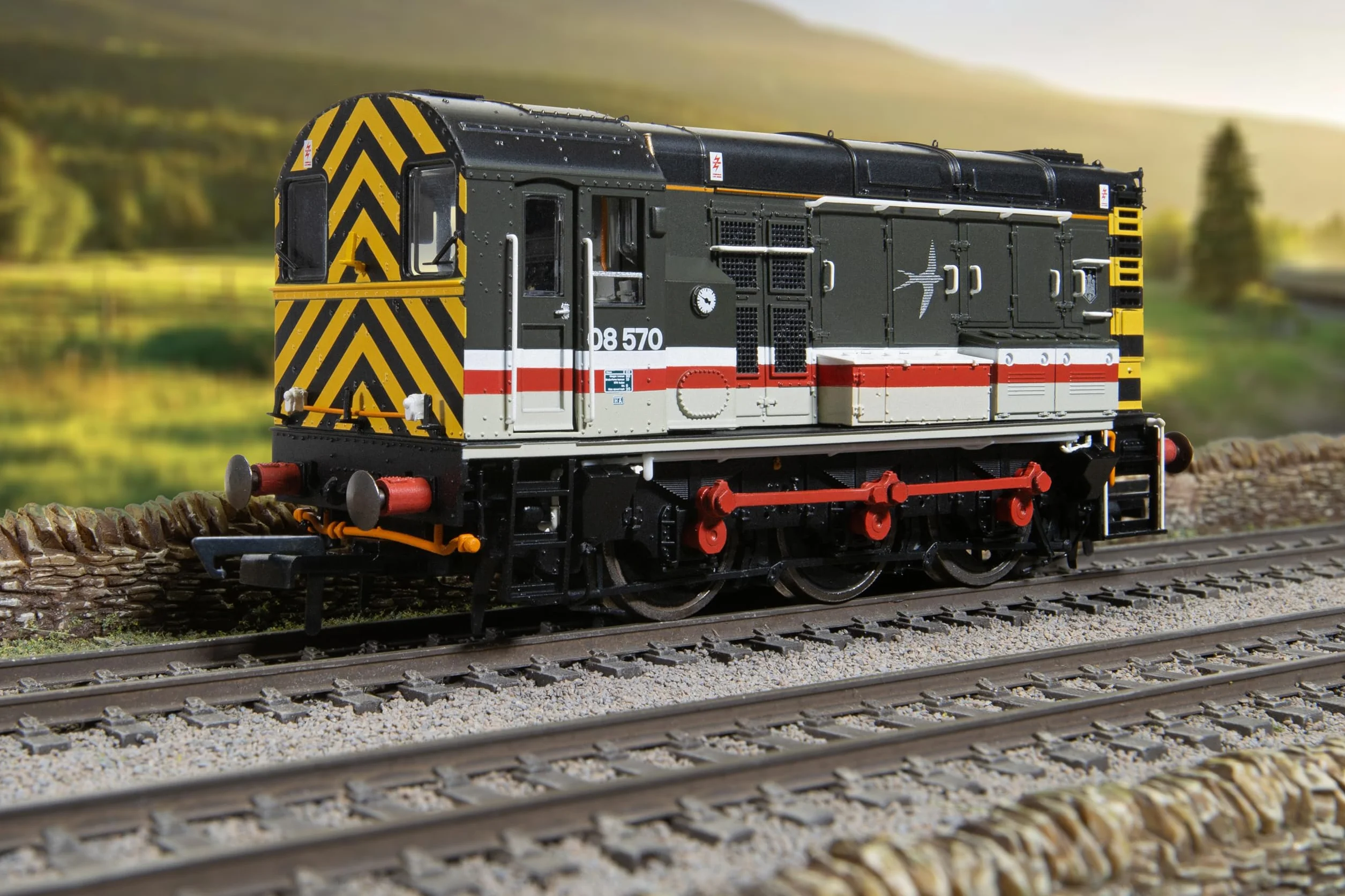 Hornby - R30368 BR Clase 08 0-6-0 08570, Locomotoras diésel Era 7