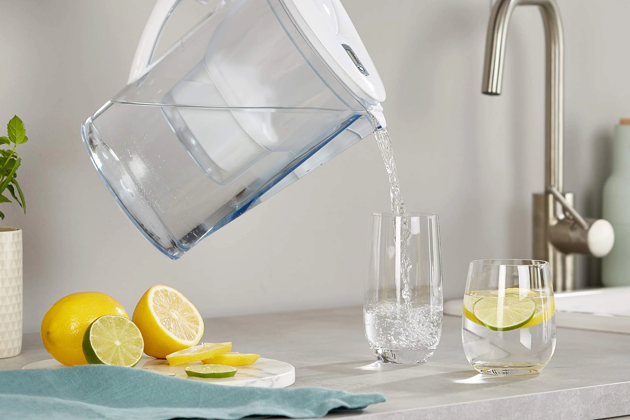 Amazon Basics Cartuchos filtrantes de Agua, 6 Unidad, Compatibles con BRITA PerfectFit