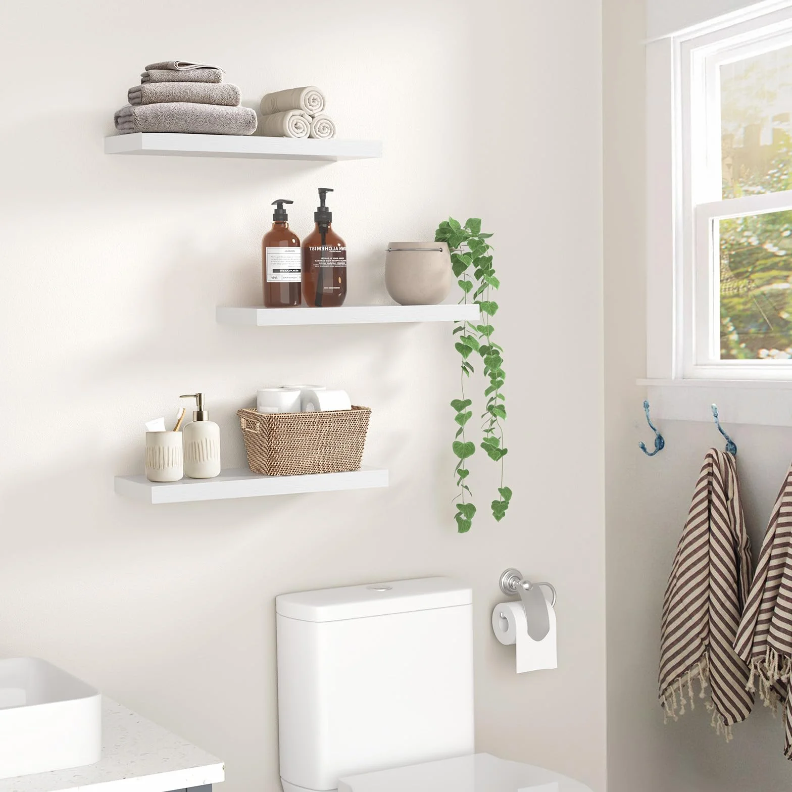 STOREMIC Estanteria Pared de 3 Niveles, Estante de Pared Blanco, Estantes Flotantes Fácil de Instalar, Baldas Pared Ideal para Dormitorio, Baño, Oficina en Casa, Sala de Estar