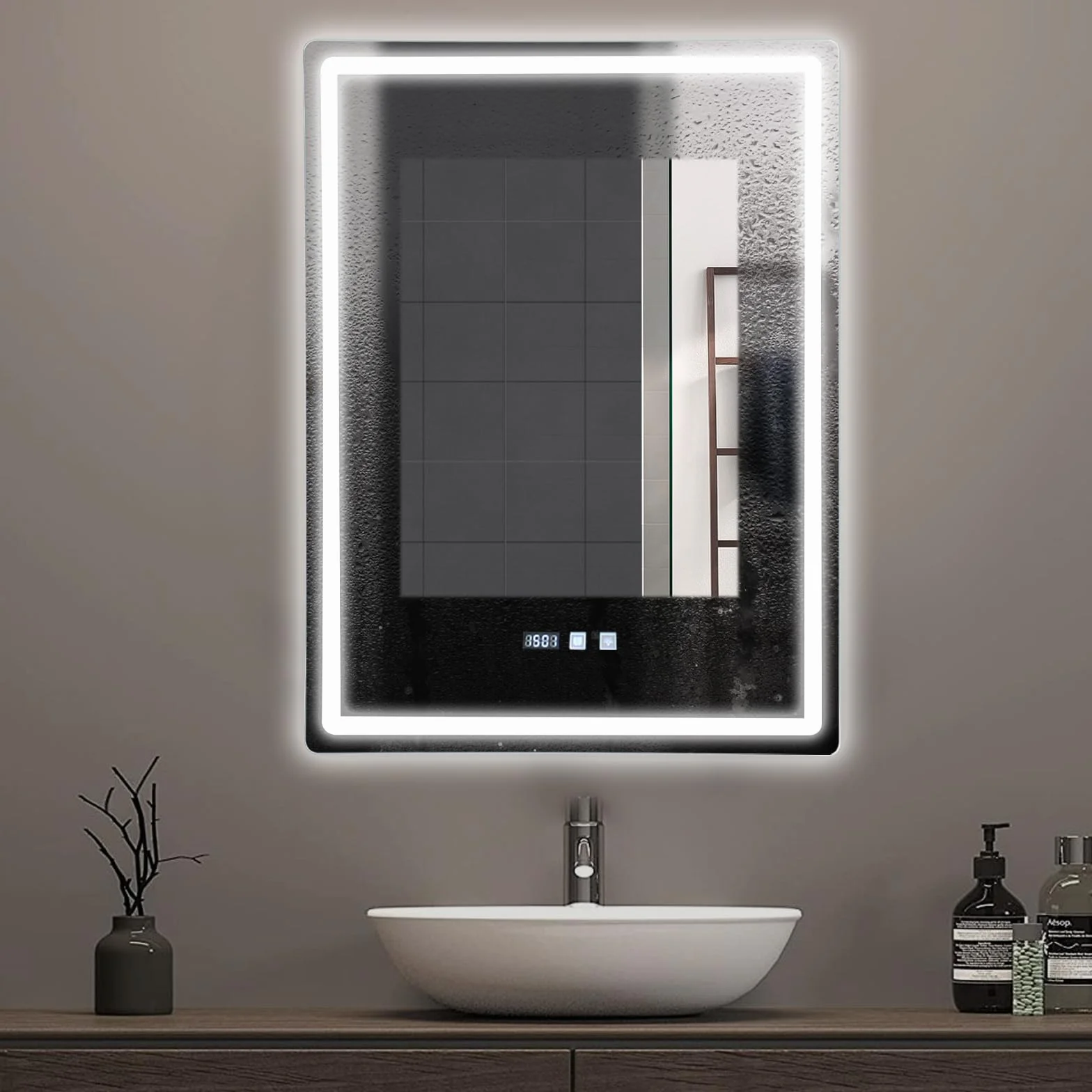 Espejo de Baño LED 60 x 80 cm, IP54, con Luz Regulable, Anti-Niebla, Display de Temperatura y Hora, Memoria de Ajustes Favoritos