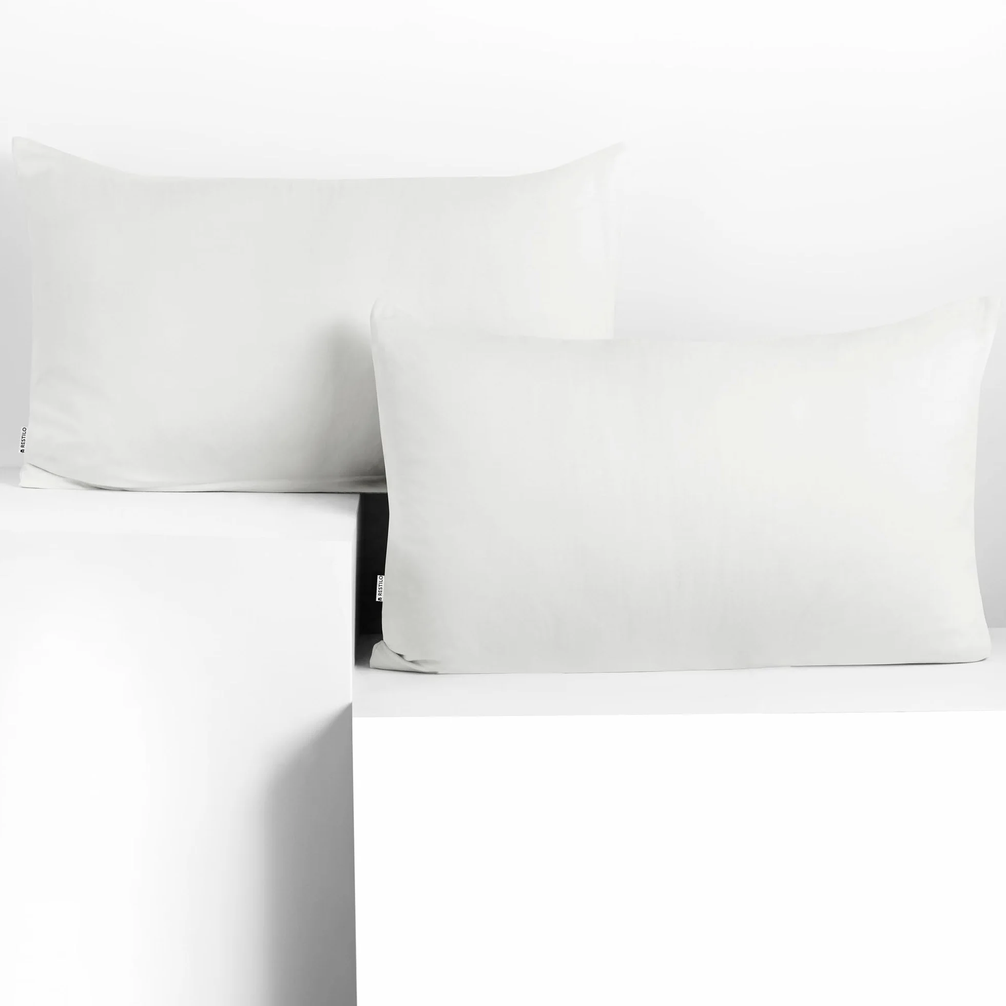 DecoKing Funda de Almohada Jersey 100% Algodón Peinado 50x60 cm Cremallera Blanco Juego de 2