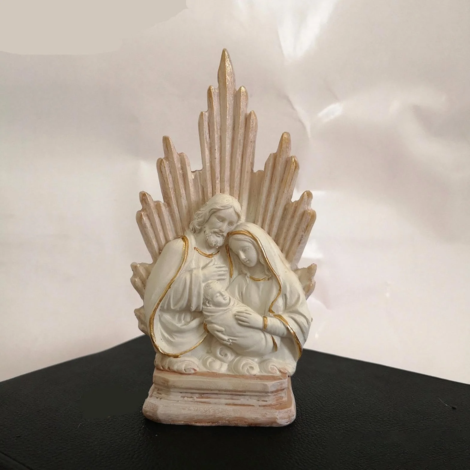 Figura Artesanal La Sagrada Familia Católica para Mesa Sala de Estar