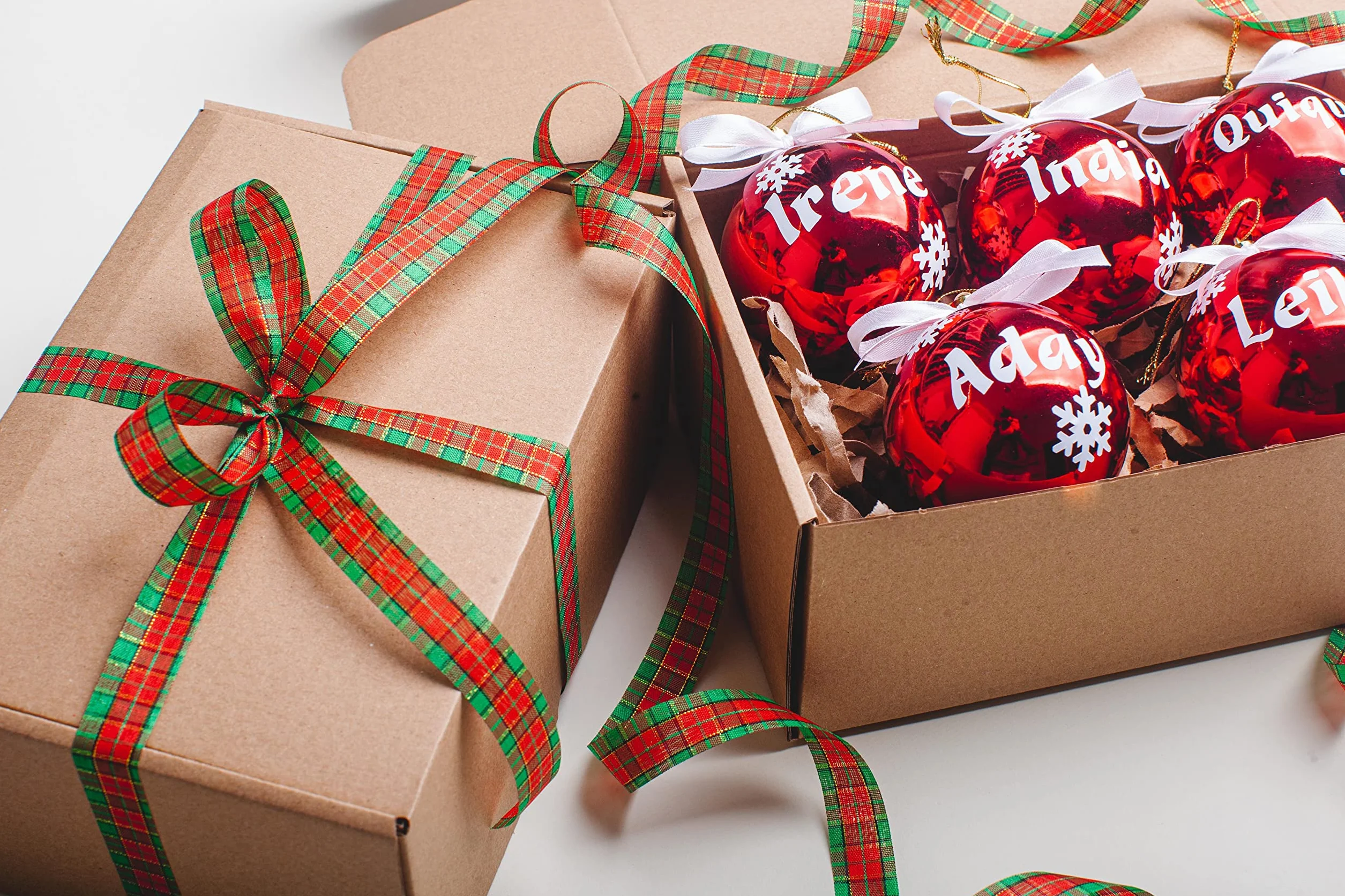 Bolas de Navidad personalizadas Olesea para árbol