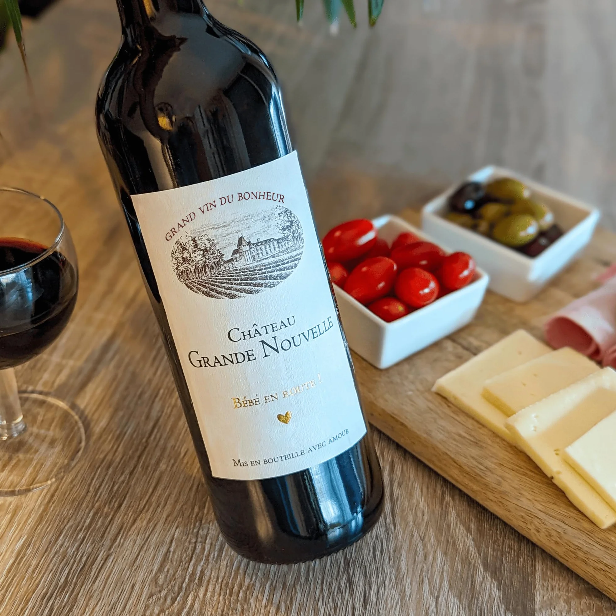 FunFest Set x4 Etiquetas Botella Vino Anuncio Embarazo Château Grande Nouvelle Familia Estilo Burdeos Texto en Francés