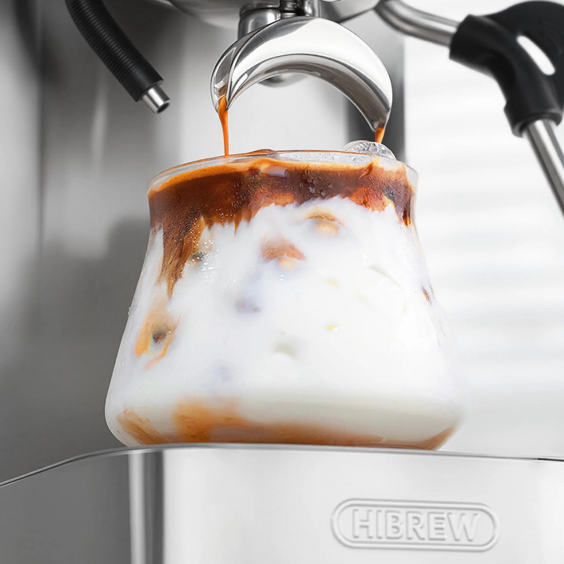 HIBREW H13 – Cafetera espresso con pantalla LED – 58 mm portafiltro de acero inoxidable – Cafetera espresso compacta con Steam Milk Forther y pulverización separada de agua caliente