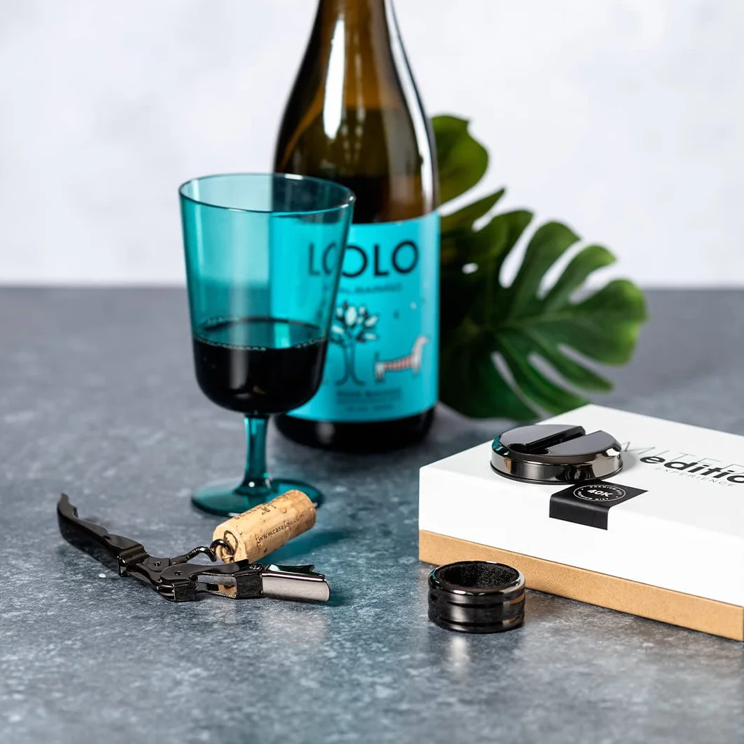 Regalo Grabado - Sacacorchos Personalizado con Accesorios para Vino | Edición Limitada | Acero Inoxidable | Grabado en 24h | Diseño Elegante y Caja Presentación.