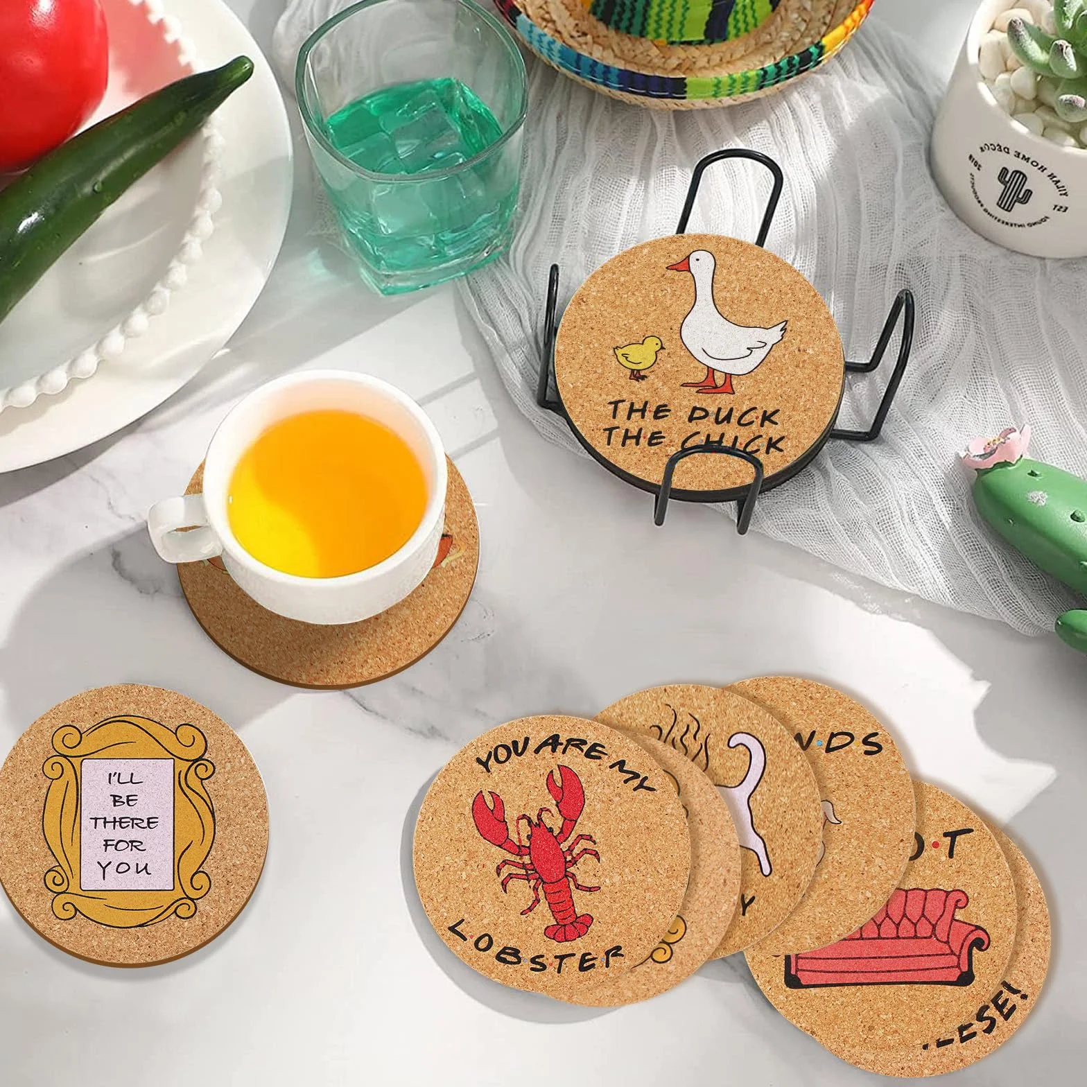 9 Piezas Friends Merchandise, Posavasos de Friends Set, Posavasos de Corcho para Bebidas con Soporte, Regalos de Amigos para Mujeres, Posavasos para Mesa de Café（10 * 10 * 0.6cm）