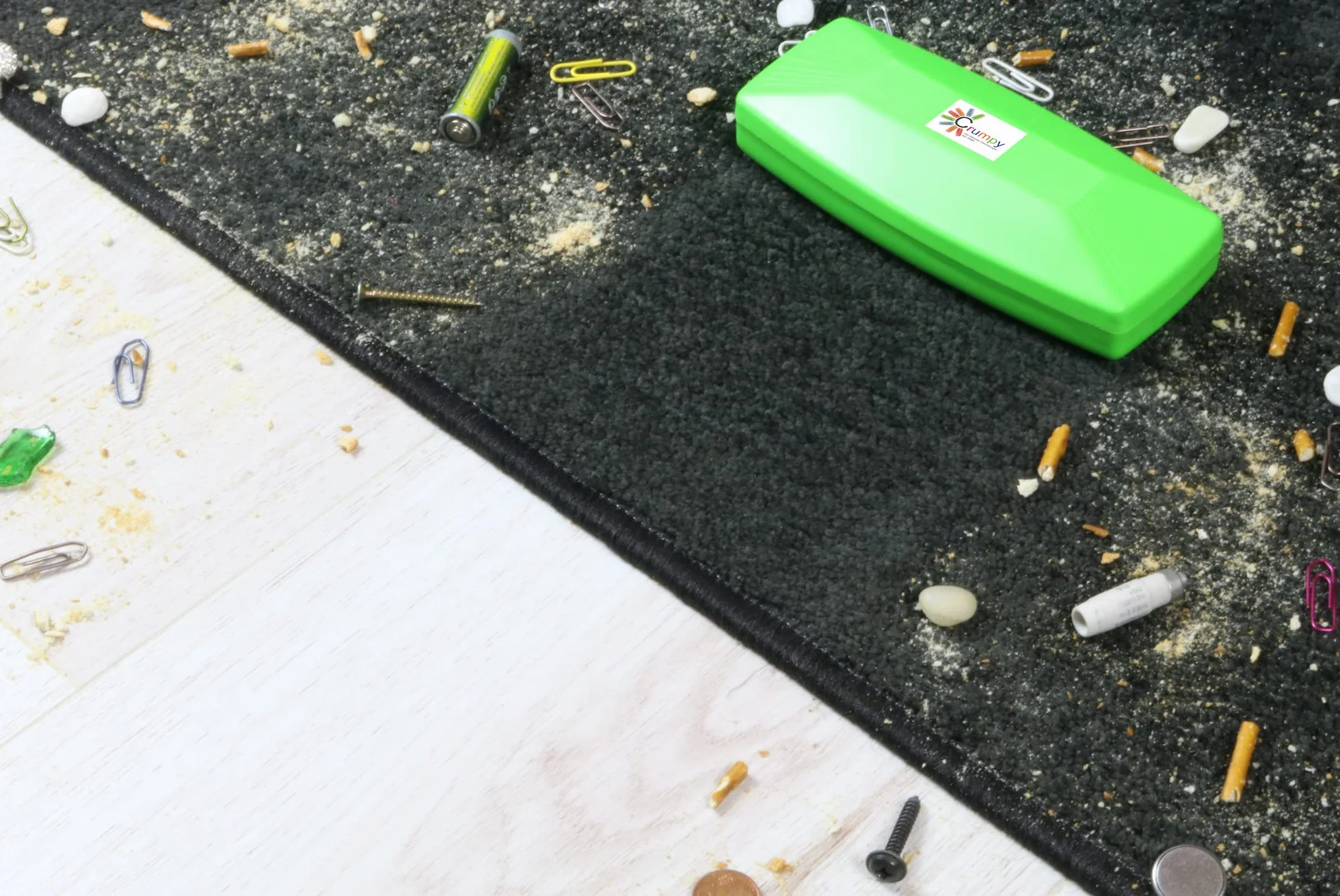 Aspiradora de mano con rodillo de mesa verde para coche caravana hogar