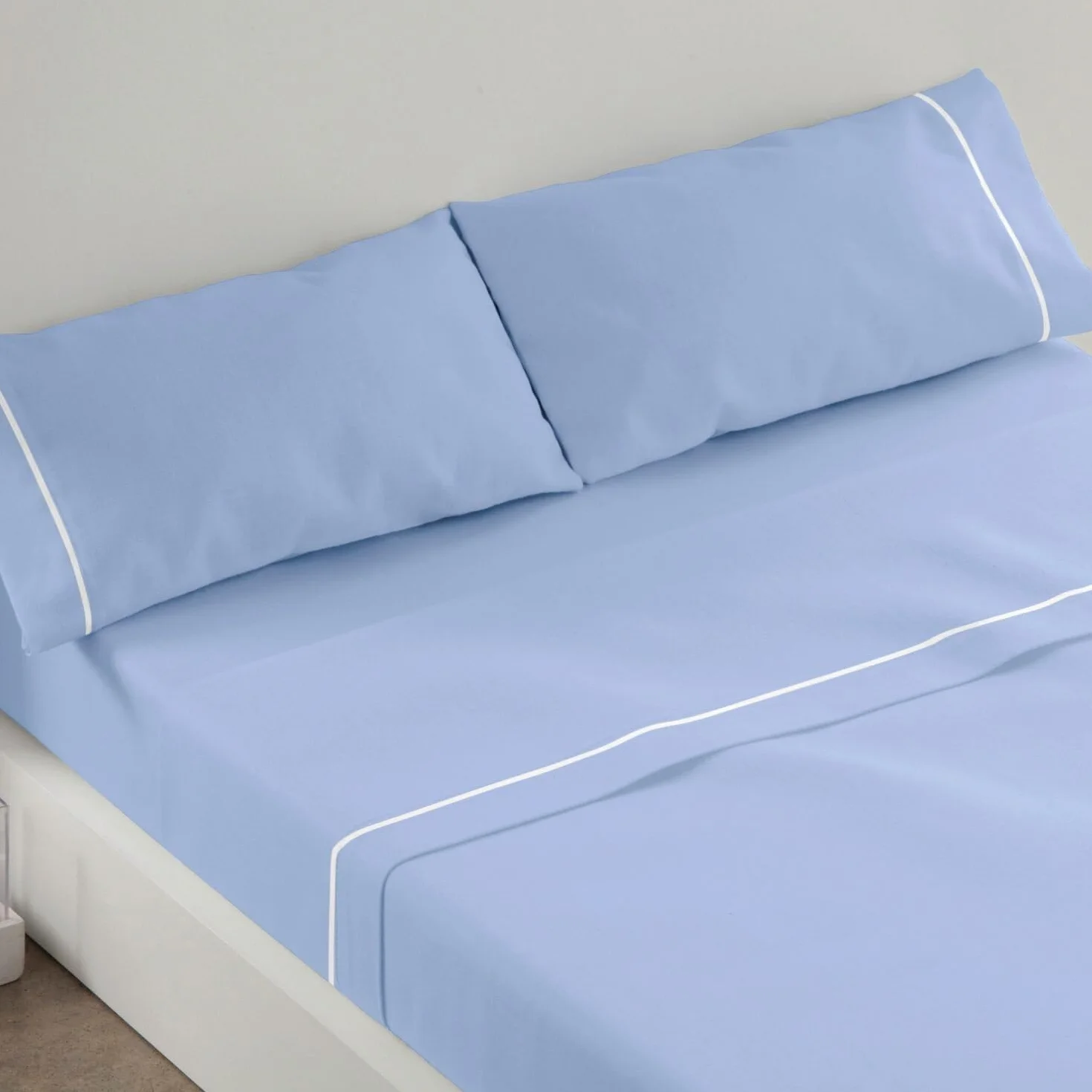 Burrito Blanco | Juego sábanas | Mezcla de Algodón | para Cama Matrimonio de 160 cm (+Medidas Disponibles) |3 Piezas (Encimera, Funda de Almohada y Sábana Bajera) | Color Celeste 241 (160x190/200cm)