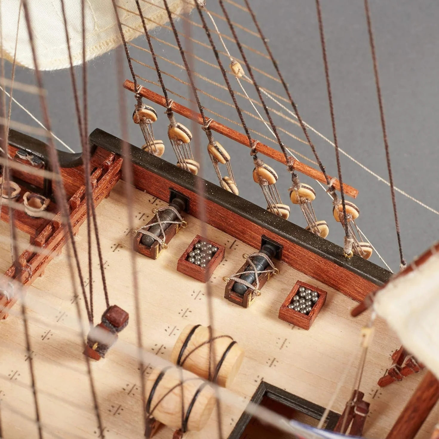 Artesanía Latina - Maqueta de Barco en Madera - Carabela Española del Descubrimiento de América, Santa María - Modelo 22411N, Escala 1:65 - Maquetas para Montar - Nivel Medio