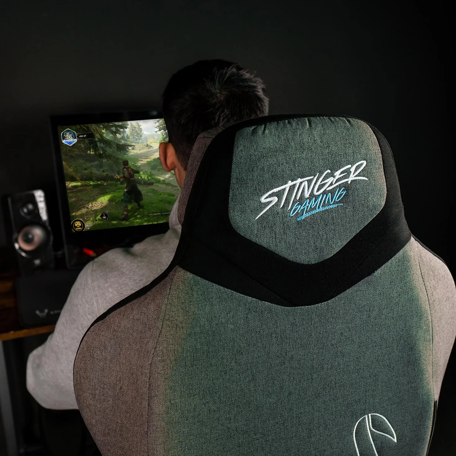 Woxter Stinger Station Titan Dark Silla Gaming Oficina Eje Acero Levantamiento Pistón Gas Tela Antimanchas Reposabrazos 2D Foam Racing Cojín Lumbar