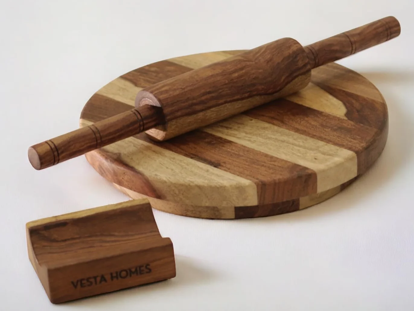 Vesta Homes Chakla Belan - Juego de madera maciza de alta calidad para cocina, tabla rodante Roti y pin con soporte, 9 x 9 x 1.5, 13 x 1.75 pulgadas, sin pulido químico, hecho a mano en la India