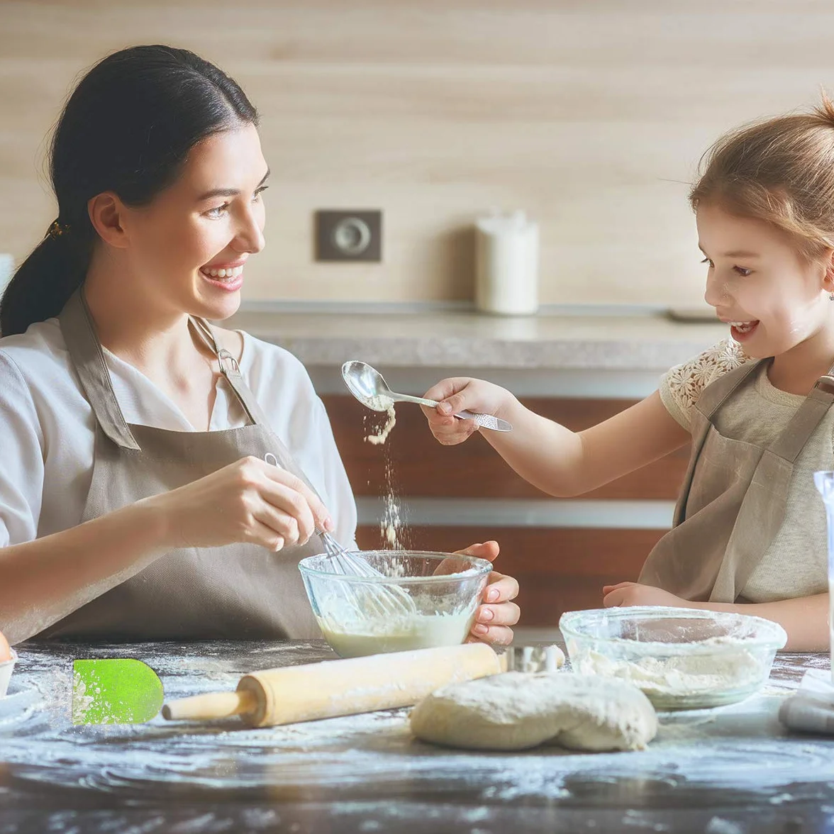 Vicloon 3PCS Raspador de Masa de Plástico y Inoxidable Rasqueta Cortadora de Cuenco para la Crema de Mantequilla para Hornear Pasteles de Pan