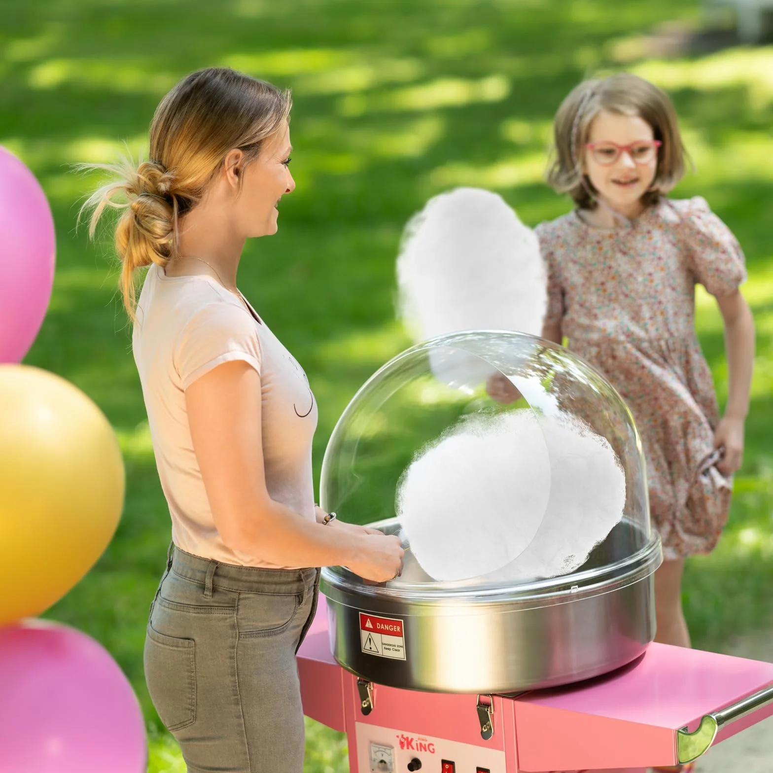 Royal Catering Máquina de Algodón de Azúcar con Carrito, Control Termostato y Rotación, 1200W, color Rosa, 52 cm