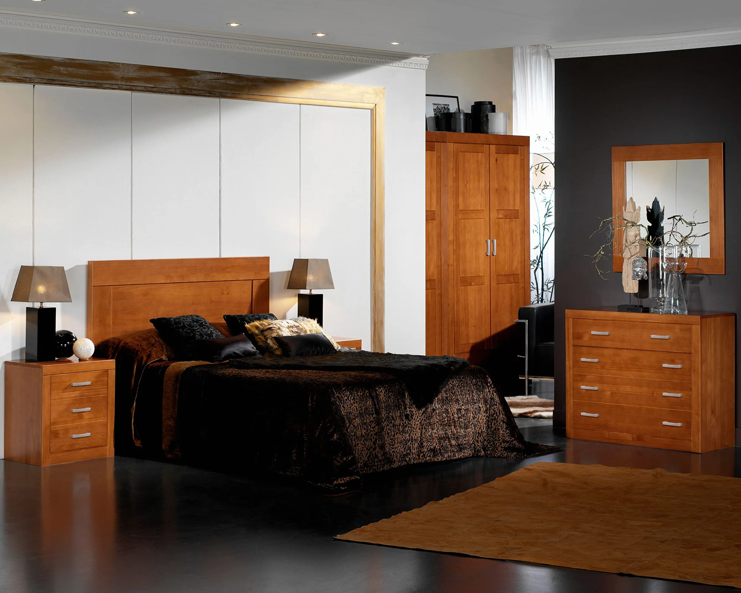 Dogar Moblit,Aparador Tres Puertas Cuatro Cajones, realizado en Madera de Pino Macizo Natural. Color Cerezo Claro, Serie Kalpe,Medida (86X130X42) Cm (Alto/Ancho/Fondo),Salon, Cocina,Entrada o Comedor