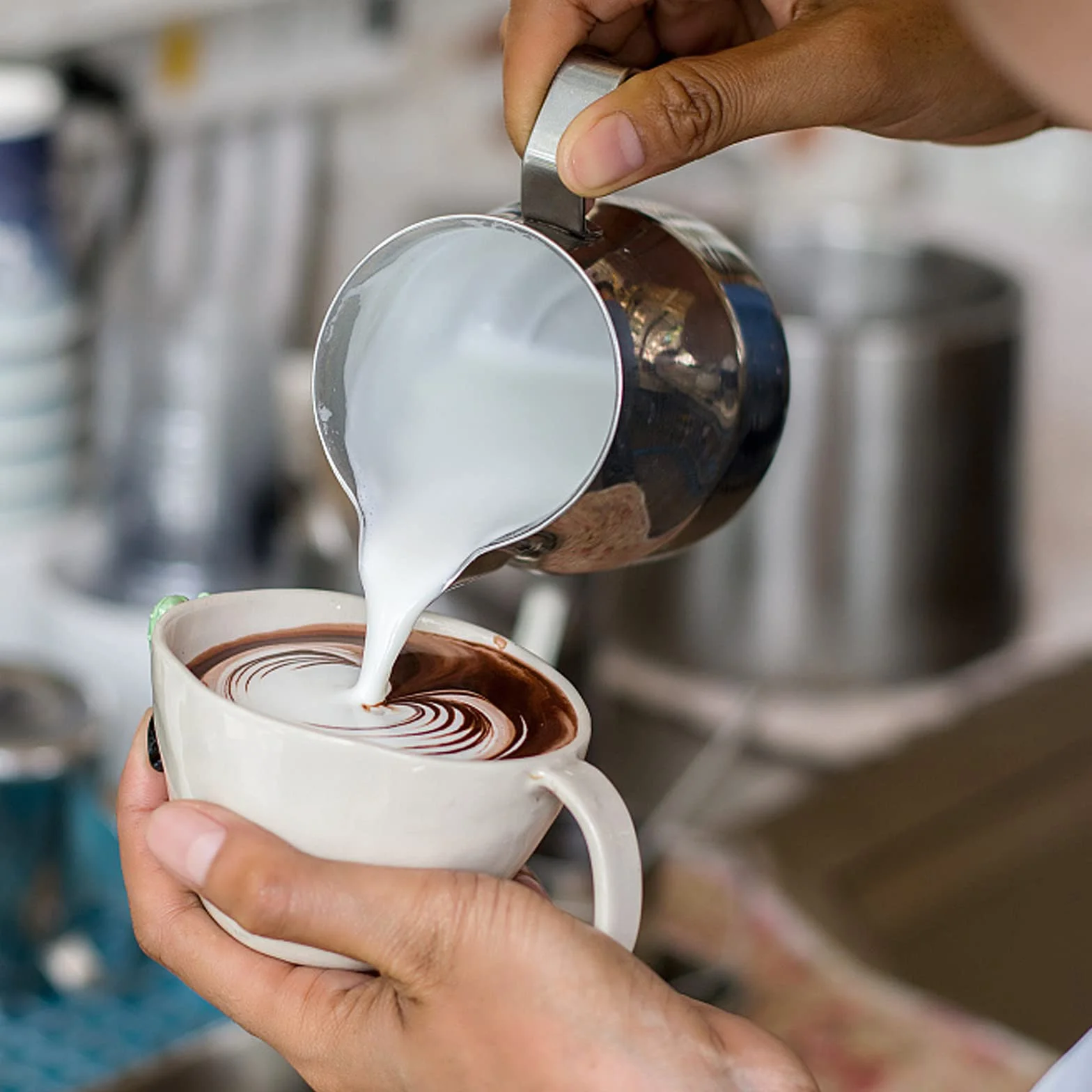 Jarra de espuma de leche de acero inoxidable de 350 ml con pluma de decoración, taza de espumador de café, leche, capuchino, latte, art barista, jarras de vapor-plateado