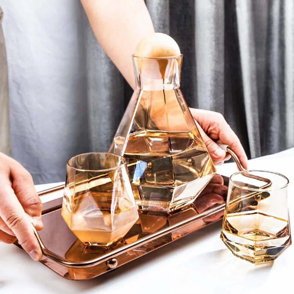 Jarra de agua de cristal sin plomo, jarra de agua con bola de madera para agua fría, zumo, té y bebidas de 1,2 l