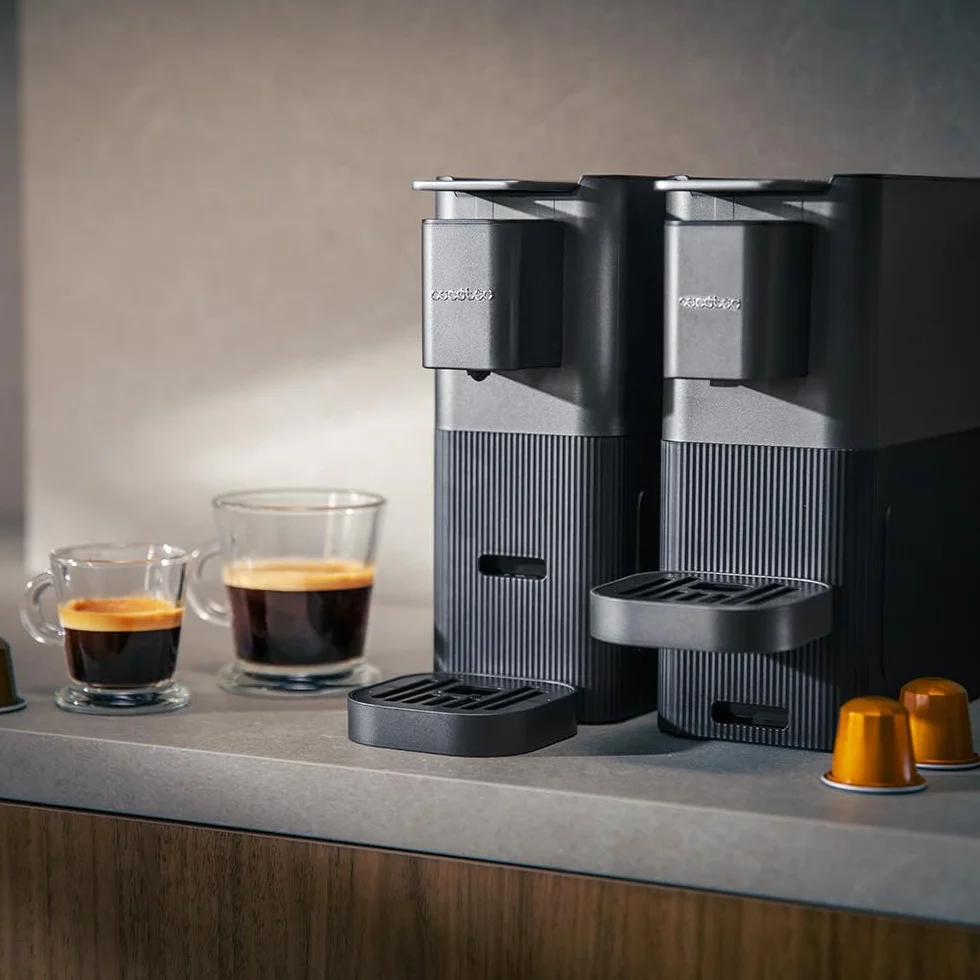 Cecotec Cafetera de Cápsula Power Caps 20, 1400W, 20 Bares, Compatible Nespresso, Depósito 700ml