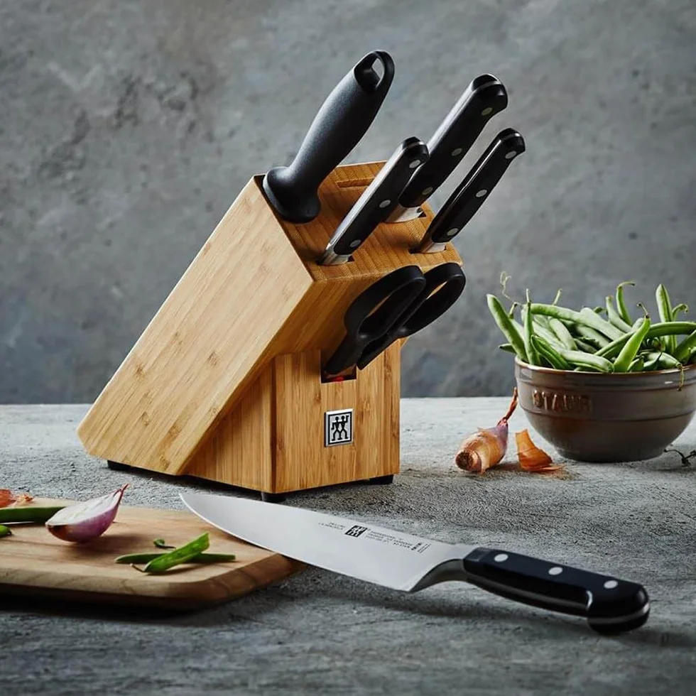 ZWILLING Bloque de cuchillos, 7 Piezas, Bloque de bambú, Cuchillos y tijeras de acero inoxidable especial/Mango de plástico, Profesional S