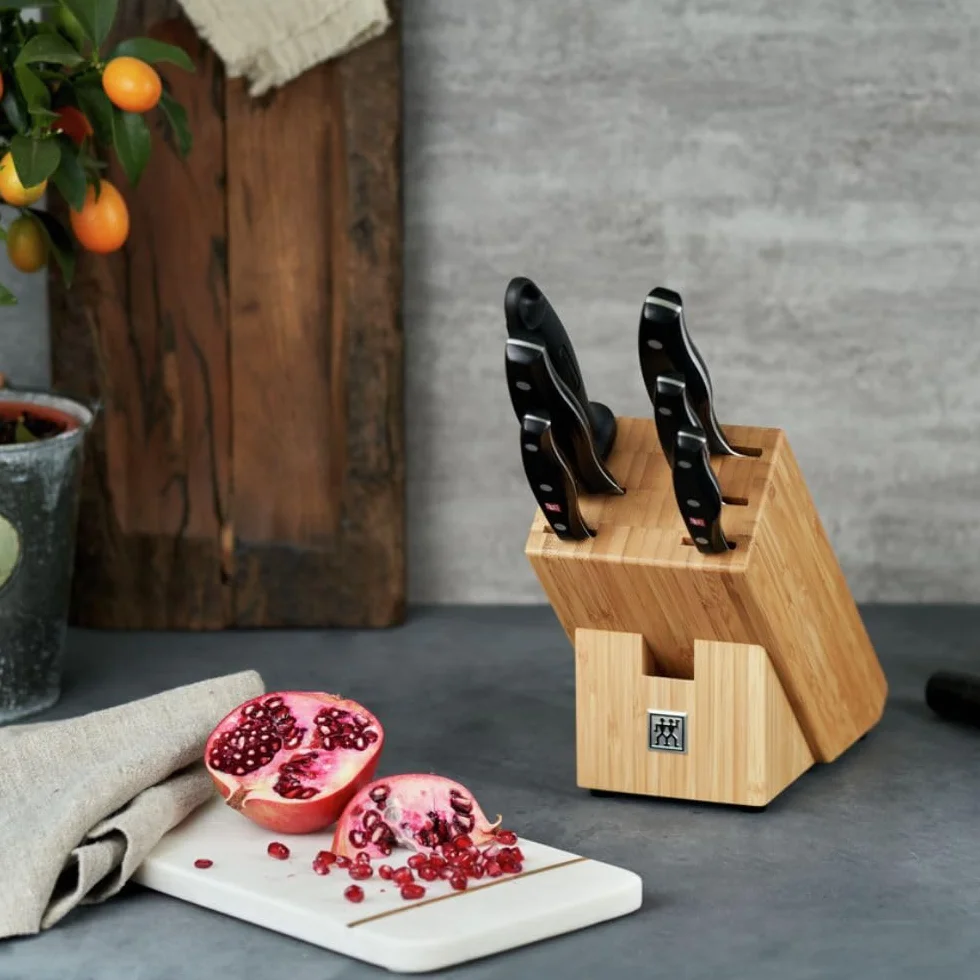 ZWILLING Bloque de cuchillos, 7 piezas, Bloque de bambú, Cuchillos con mango especial de acero inoxidable/plástico, Twin Pollux