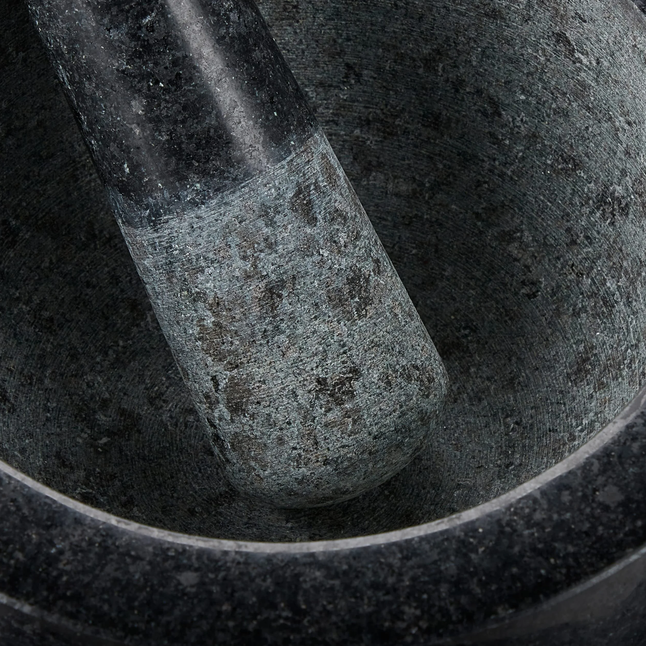 Relaxdays Mortero Granito con Mano, Resistente, Duradero, Especias, Moledor Piedra Pulida, 20 cm Ø, 1 L, 5,6 kg, Negro